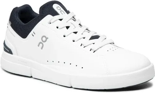 Sneakers On (14930868)